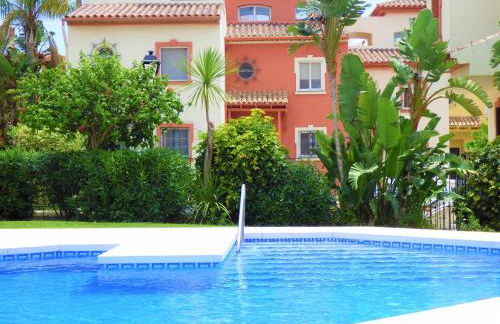 Selecta Family by the Sea - Photo 32