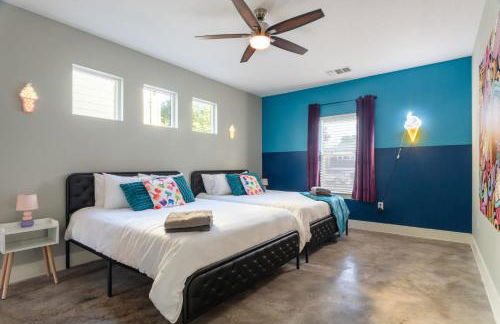 Upstay Entertainment Hub w Games & Outdoor Firepit - Foto 15