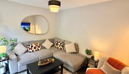 Modern House - Sleeps 12 - Birmingham City - FREE Parking - Foto 3
