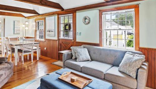 A Wave from it All: Swift's Beach Wareham - Foto 5