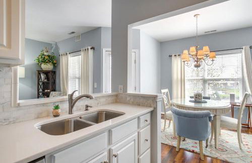 Community Pool and Private Balcony Chic Lewes Gem - Foto 10