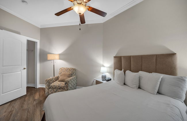 2 bedroom Tampa Condo at Private Golf Course 2 Condo by RedAwning - Foto 7