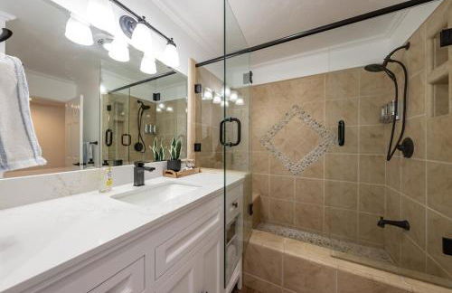 Creekside Cabin - Pup-Friendly with AC - Foto 20