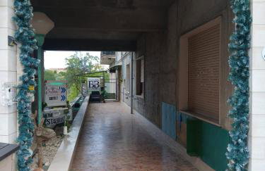 Suite 7 &Home Restaurant - Photo 3