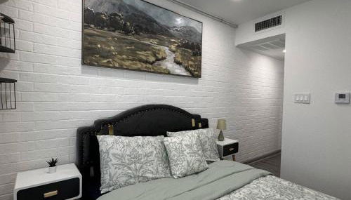 2BD DT Dallas l FIFA READY l 5 Min from Love Field - Foto 5