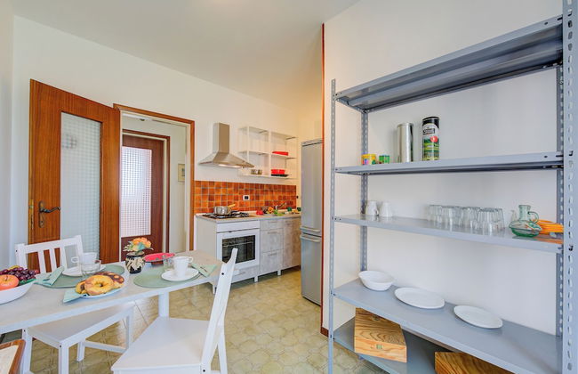 Casa Pepe -private Terrace 100m Near Lake - Foto 8