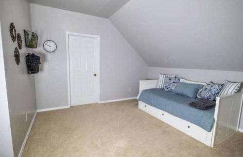 Spacious Family Home with Hot Tub - Foto 34