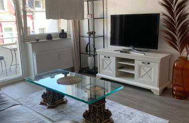 Rüttenscheid Design Apartment mit Balkon Office - Foto 11