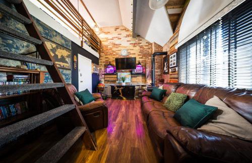 2 Independant Boutique Apartments one sleeps 2 the other sleeps 4, Meadowhall, Sheffield Arena, Free Parking - Foto 1