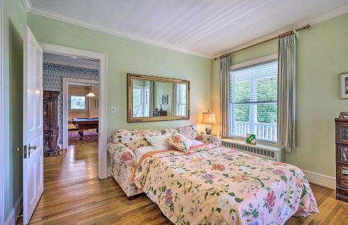 Lush Elkin Home with Porch Views and Pool Table - Foto 22