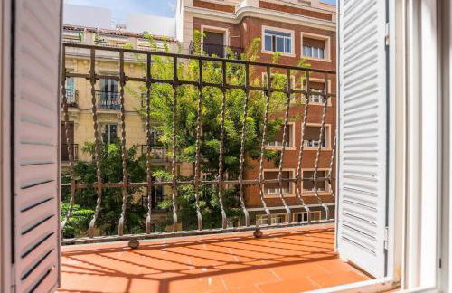 Location-Comfort-Design-Quality - Photo 4