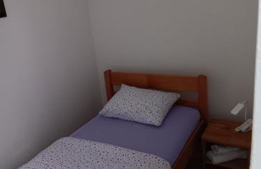 Babaloo Beach Apartments - Photo 8