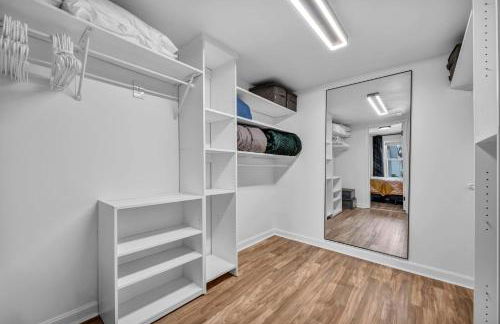 Modern Stylish Urban Haven 4 Bedroom 2 Bath - Dog Friendly - Foto 24