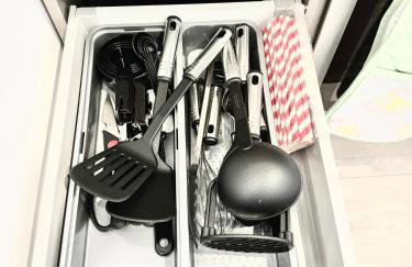 Convenient Contractor & Family Stay - 5 Guests, Pets Welcome, Parking Included! - Photo 18