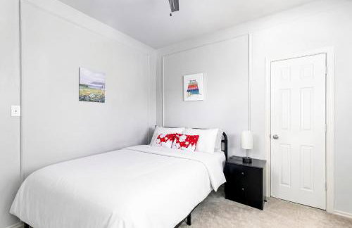 Modern Elegance Prime Location in Carrollton - Foto 13