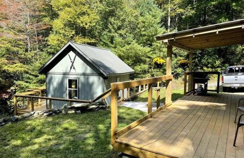 Twin Oaks Cabin at Linville, Private, New remodel - Foto 8