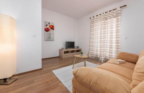 Saladinka 2 - Foto 2