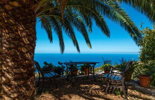 Sea view villa in Tijarafe, private pool. - Foto 2