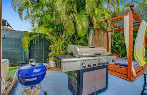 Central Stunning Villa with Heated Pool Cabana - Foto 43