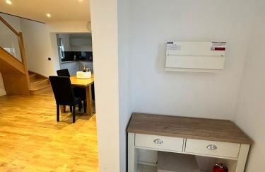 3 Bed house near Tenby with Hot Tub - Photo 35