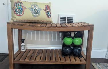 Tranquil Getaway Cottage in Charming, Bethel CT - Foto 10