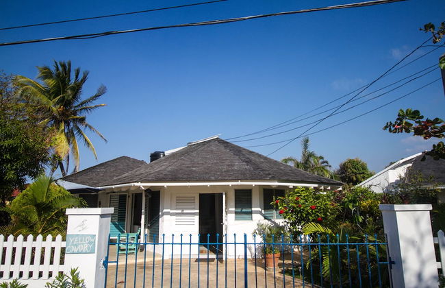 Yellow Canary Beach Villa - Photo 33