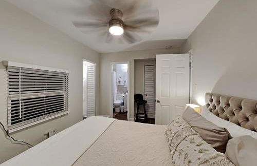 Artful Home Near Design District - Foto 25