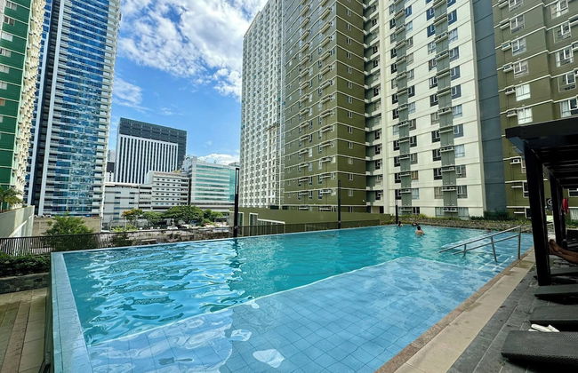 Condotel Avida Riala Tower 4-1103 - Photo 18