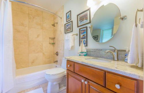 2 Bedroom Kapaa Condo with Pool and AC 115 - Foto 7