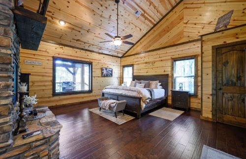 Just the Two of Us RIVER FRONT Luxury Cabin - Foto 79