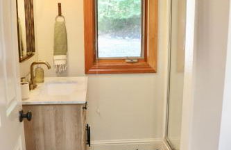 Lux, designer 8-acre retreat with private creek - Foto 65