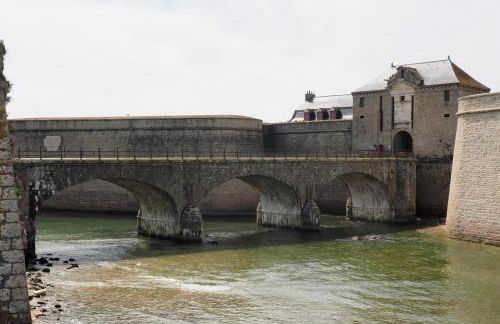 Feet in the water breathtaking 180 sea view! - Foto 15