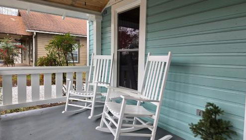 Charming Downtown Bungalow I Explore-Shop-Eat - Foto 4