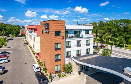 Starboard Point: Stunning Luxury Condo in the heart of DL! - Foto 54