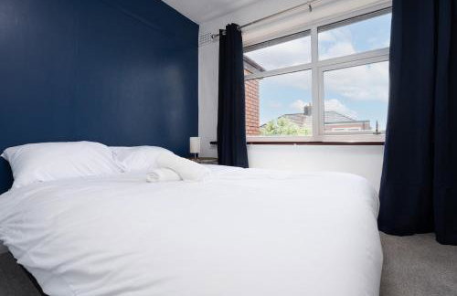 Comfy 3BR Home - Pool Table - Games - Sleeps 8 - Foto 25