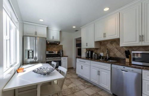 @ Marbella Lane - Convenient Home in Sunnyvale - Photo 25
