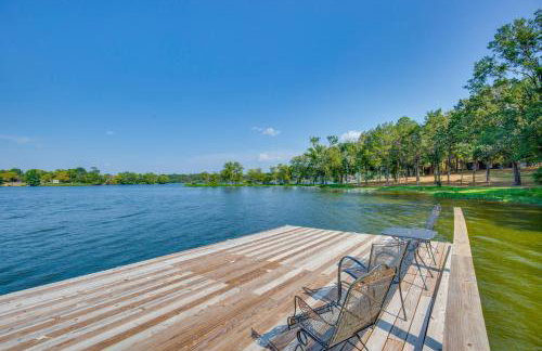 Lakefront Cabin with 2 Lofts, Boats on 4 Acres - Foto 35