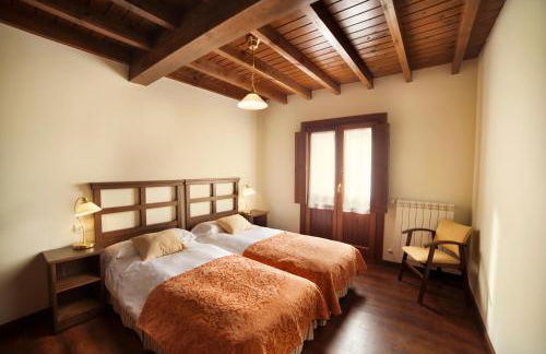 Apartamentos La Calvera - Photo 24