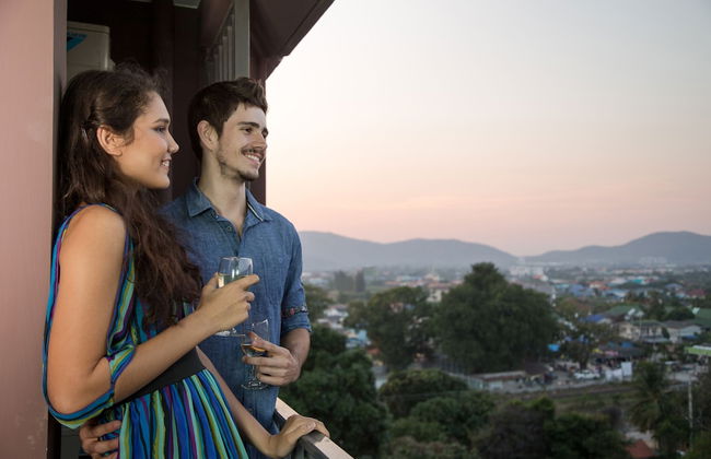 First Choice Suites - Photo 60