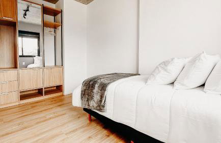 BE Deodoro, prédio novo! completo, com piscina e academia, perto do mercado público - Foto 51