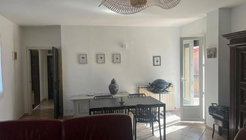 MCC House, cozy accommodation with terrace and BBQ - Foto 5