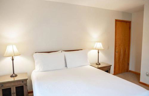 Lake Orchard View- 8 BR with Lake Access and Fire Pit - Foto 17