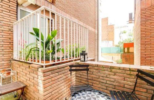 Colorful With Cozy Terrace In Gracia - Photo 3