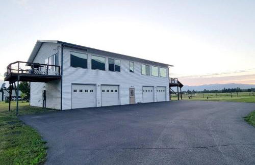 Charming Chalet Close to GNP, Downtown & Game Room! - Foto 15