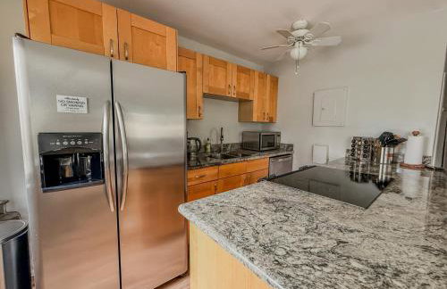 3-Min Walk to Convention Ctr - 2BR Skyline View - Foto 11