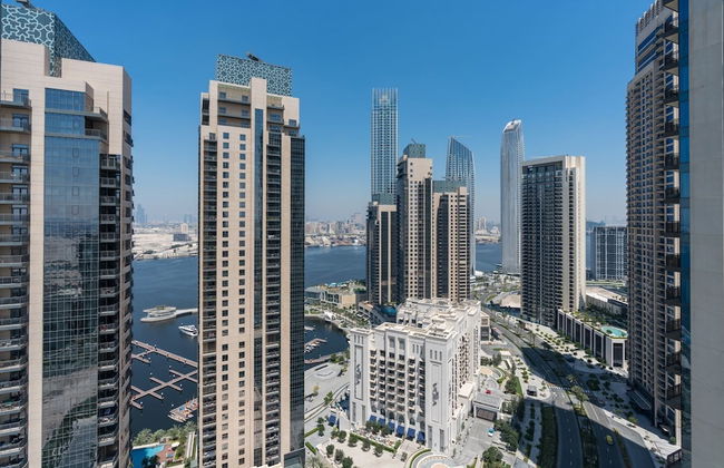 New! Luxurious Living Dubai Creek Balcony & View - Photo 27