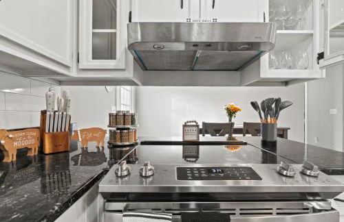 Garden City Hideaway Cozy home near Ft Eisenhower - Photo 9