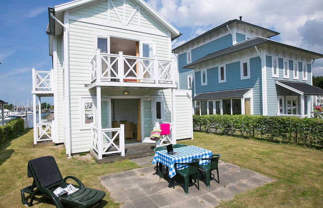 Comfortable Villa Only 9 km. From Rockanje - Photo 1