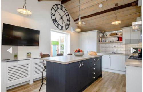 West Cottage. Central, beautiful, 2 mins to beach. - Foto 28