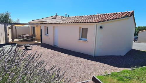 L'Ouvéa joli gîte à 10 min du parc le Puy du Fou - Photo 2, Garden